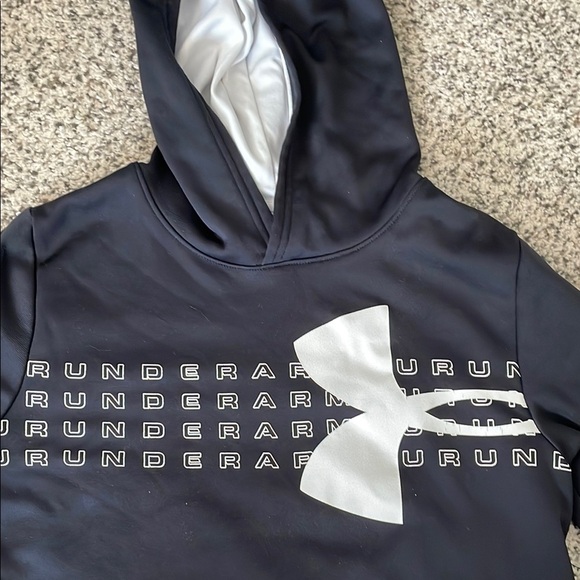 Under Armour Other - Boys Under Armour Black Hoodie